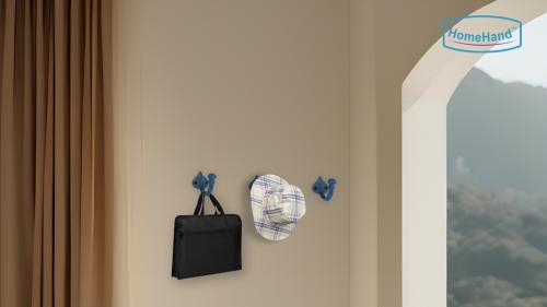 Holiday Home Wall Decoration | Coastal Charm for a Festive Touch
