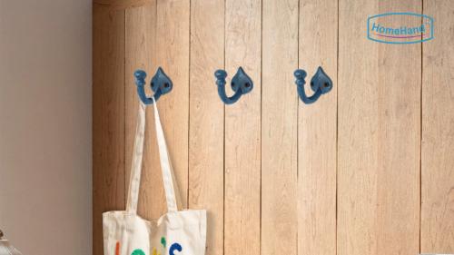 Coastal Decor Ideas | Elevate Your Entryway with Blue Vintage Heart Wall Hooks